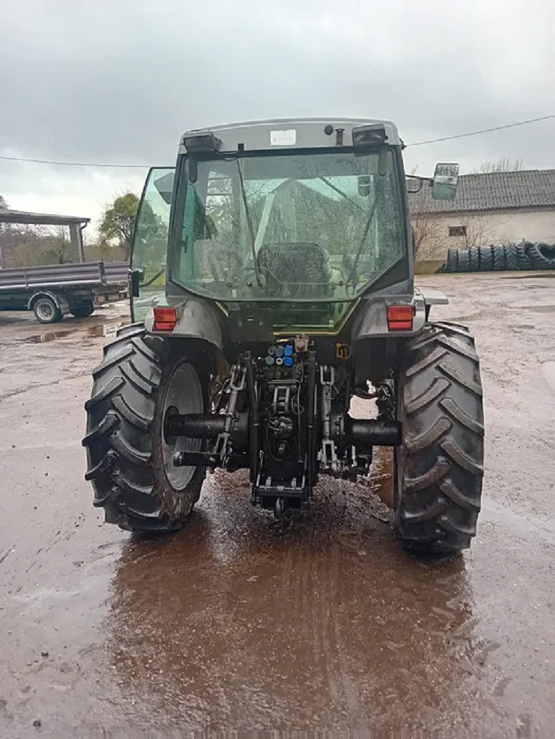 Massey Ferguson 2210 - 3