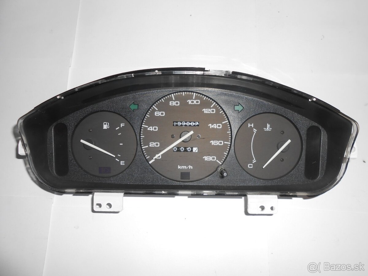 Budiky Mazda 121 / benzinové / - 3