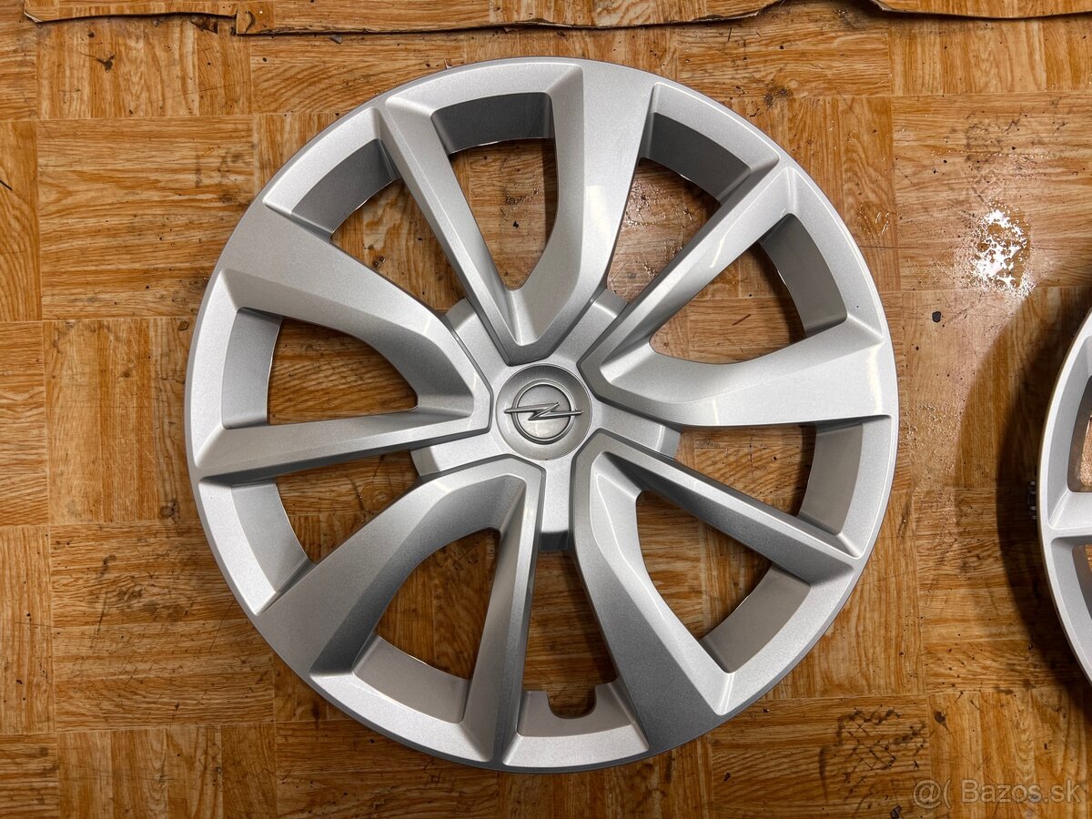 Puklice Opel R16 - 3