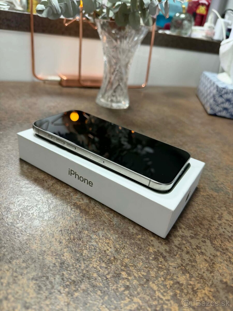 Predam iPhone 15 PRO max 256gb white - 3