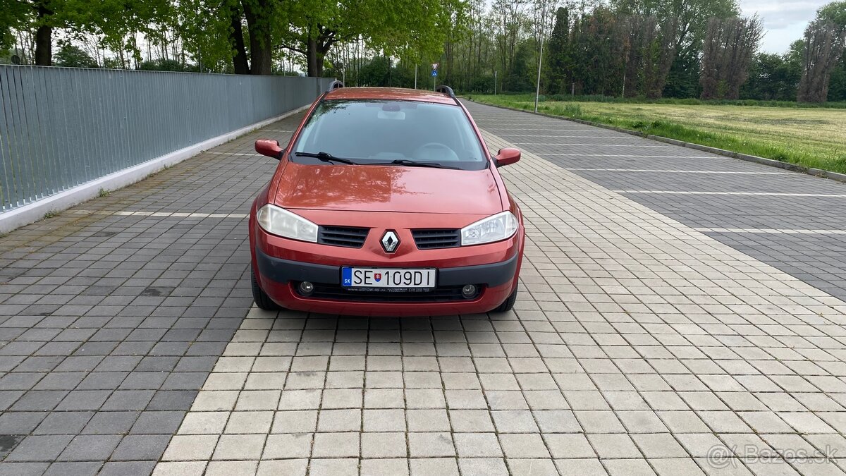 Renault Megane 1.6 benzín kombi - 3