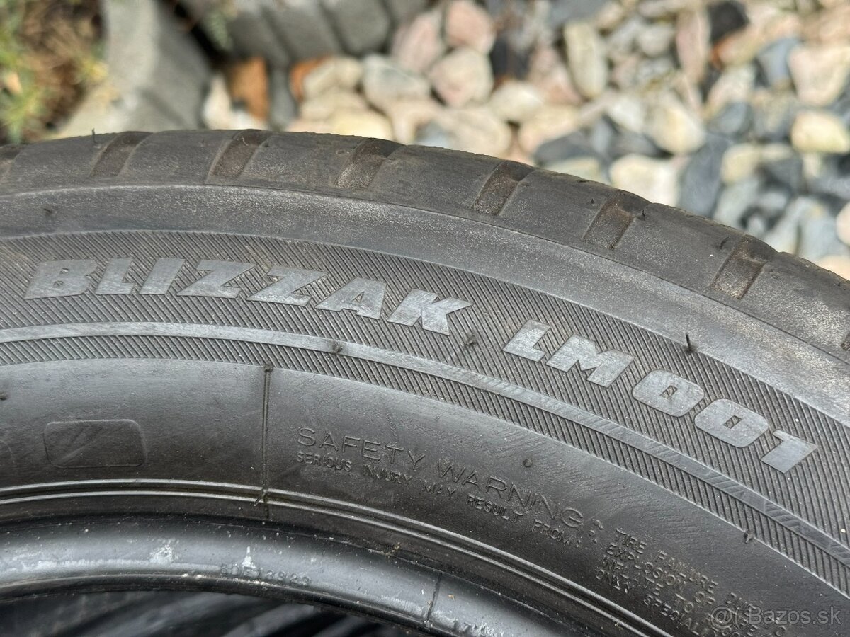 205/60 R17 - 3