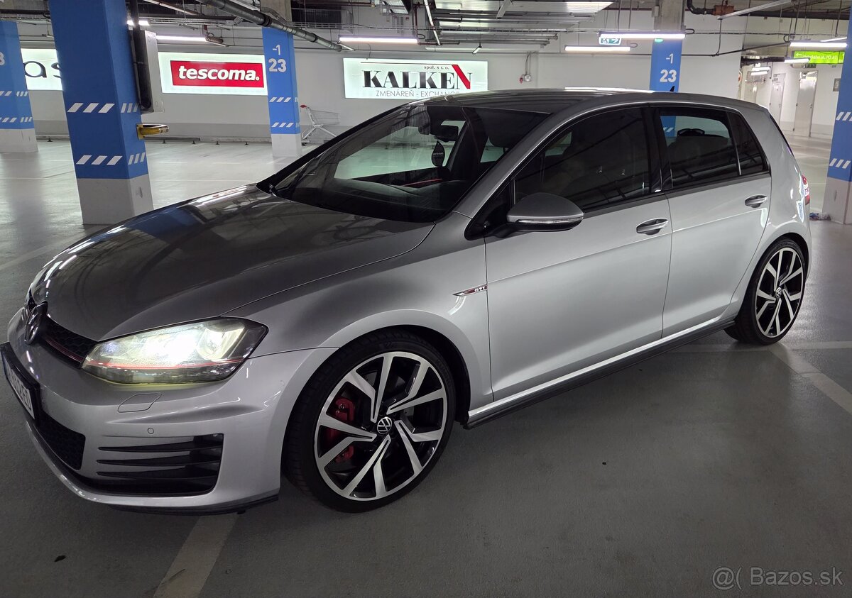 Golf 7 GTI PERFORMENCE - 3