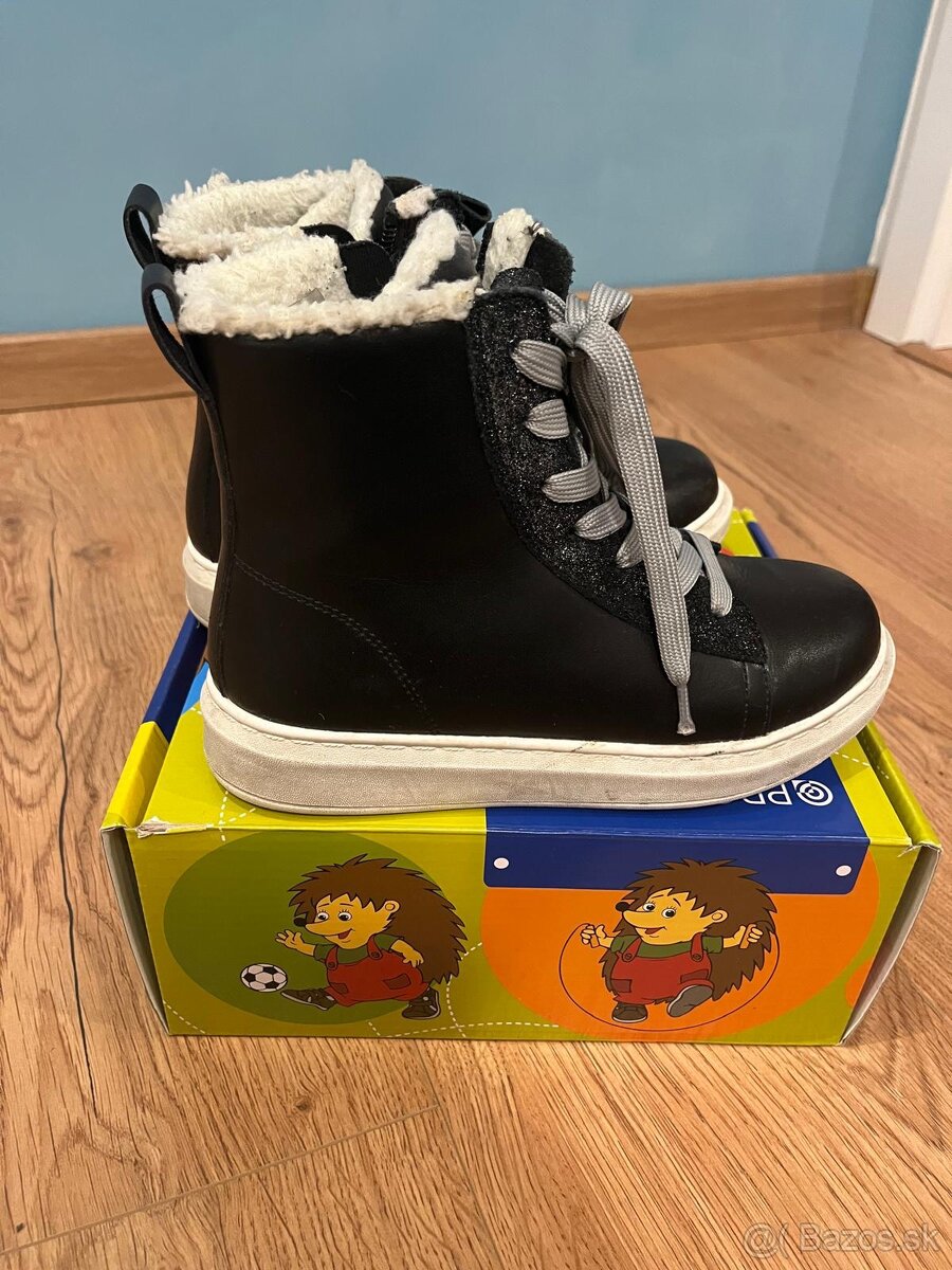 Zimne dievcenske topanky č. 33 Protetika - 3