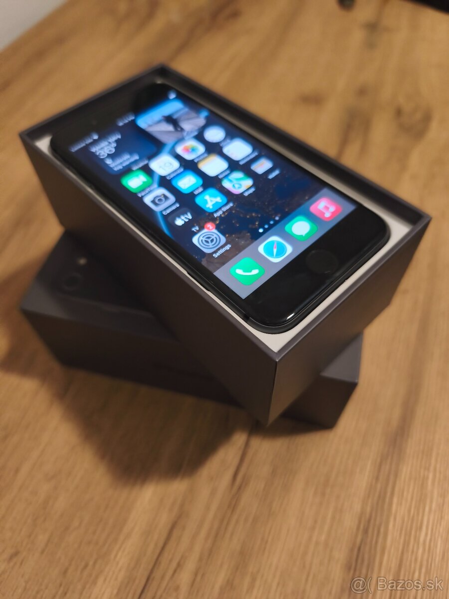 Predám iphone 8 - 3