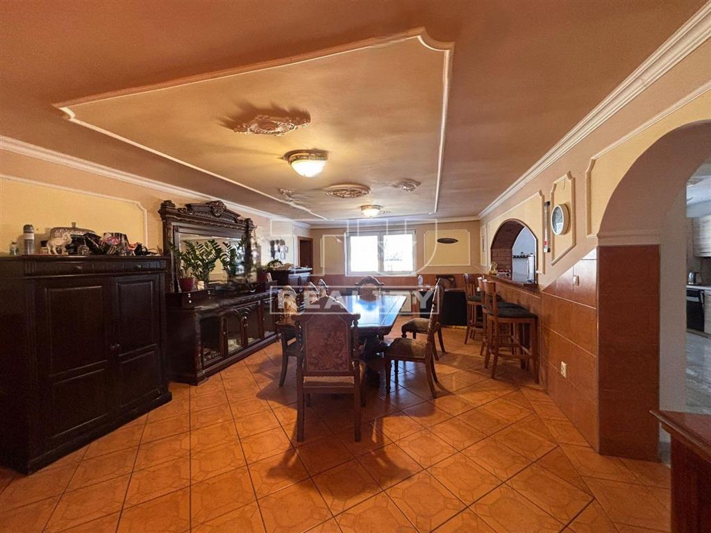 Vila v Nitre blízko centra - 3