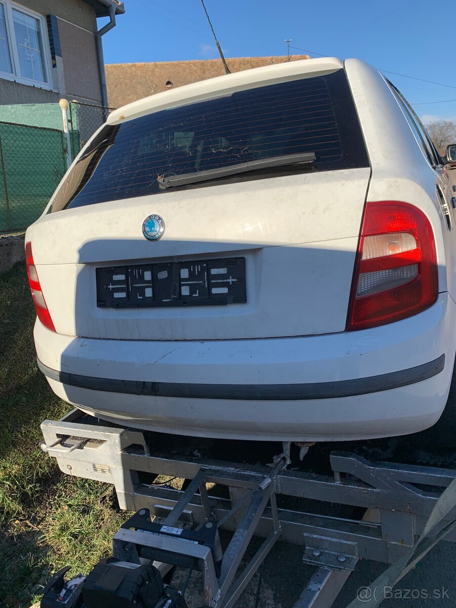 Rozpredam fabiu na nahradne diely 1.9sdi - 3