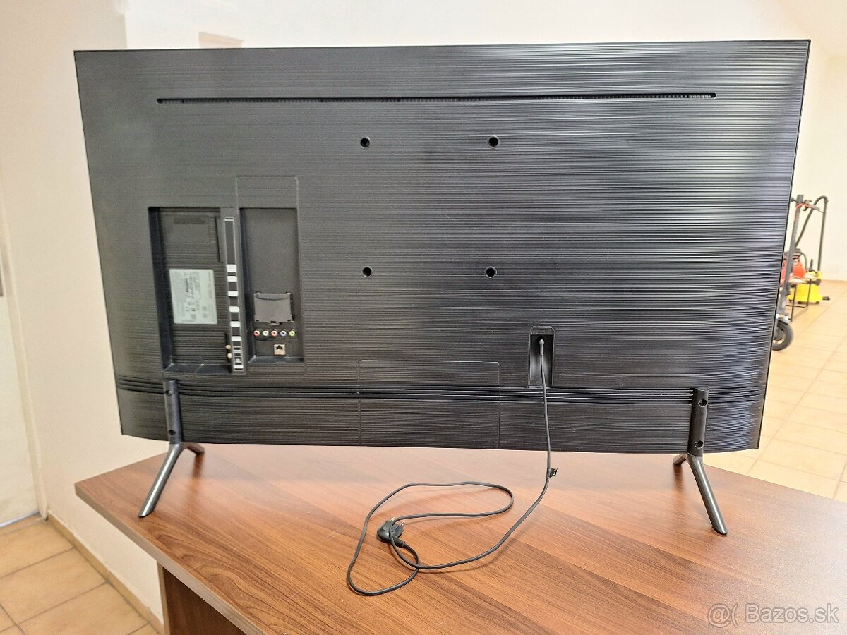 Samsung UE50RU7172 - 3