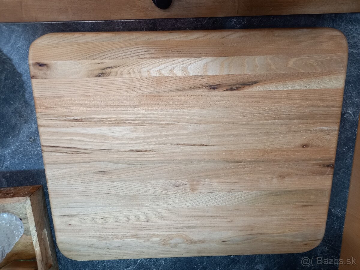 Doska na cesto - tvrdý masív - 3
