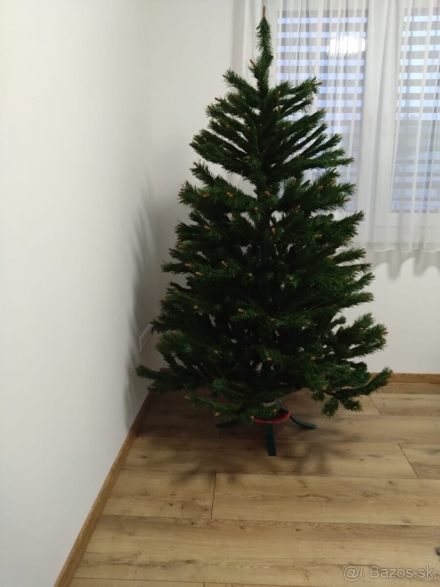 Vianočný stromček umelý+výzdoba - 3