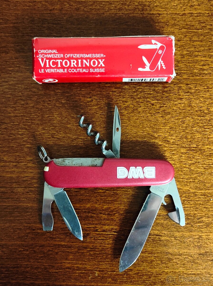 Victorinox 8 v 1, model 3.3603 - 3