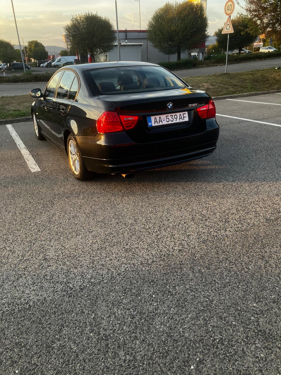 BMW 318i - 3