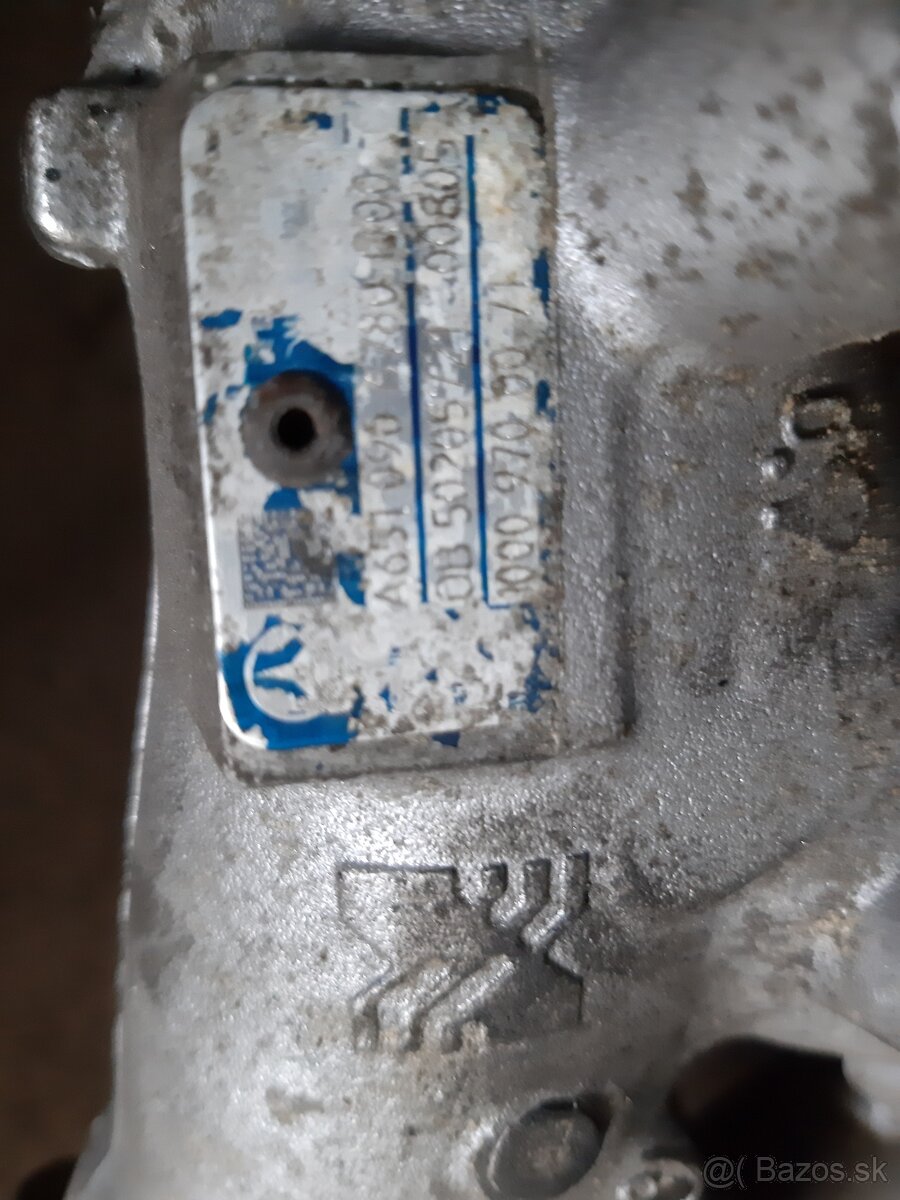 Predám dvojturbo na mercedes E212 - 3