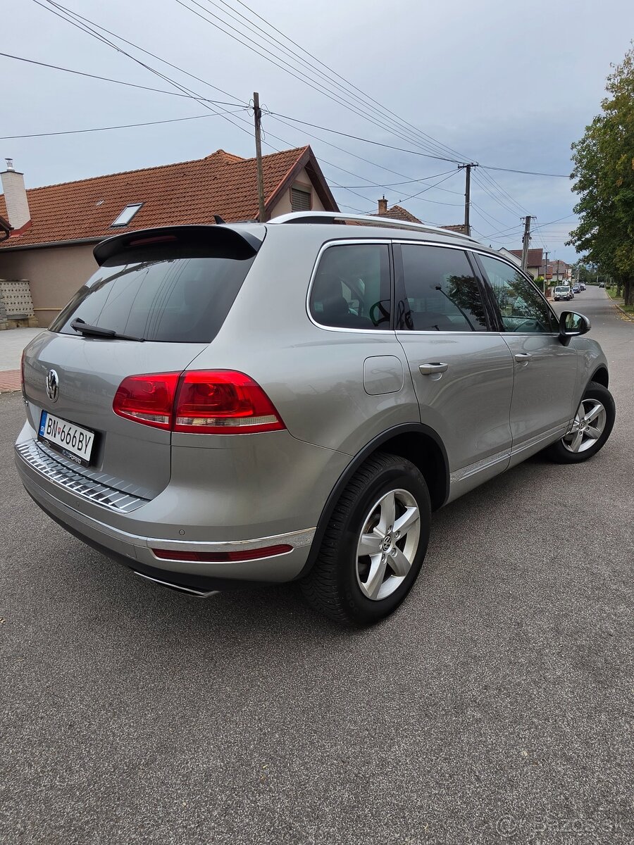 VW Touareg 3,0Tdi - 3