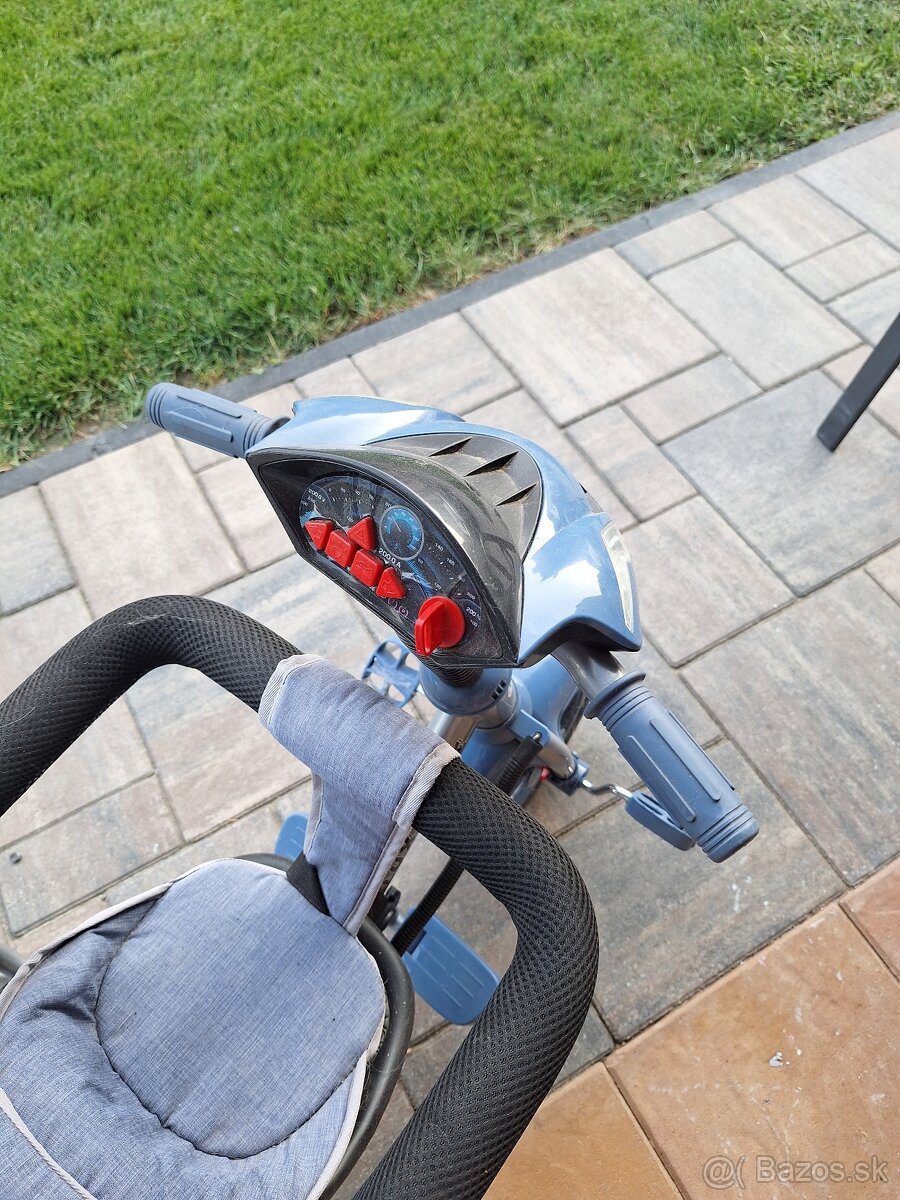 Detská trojkolka so svetlamy Baby Mix Lux - 3