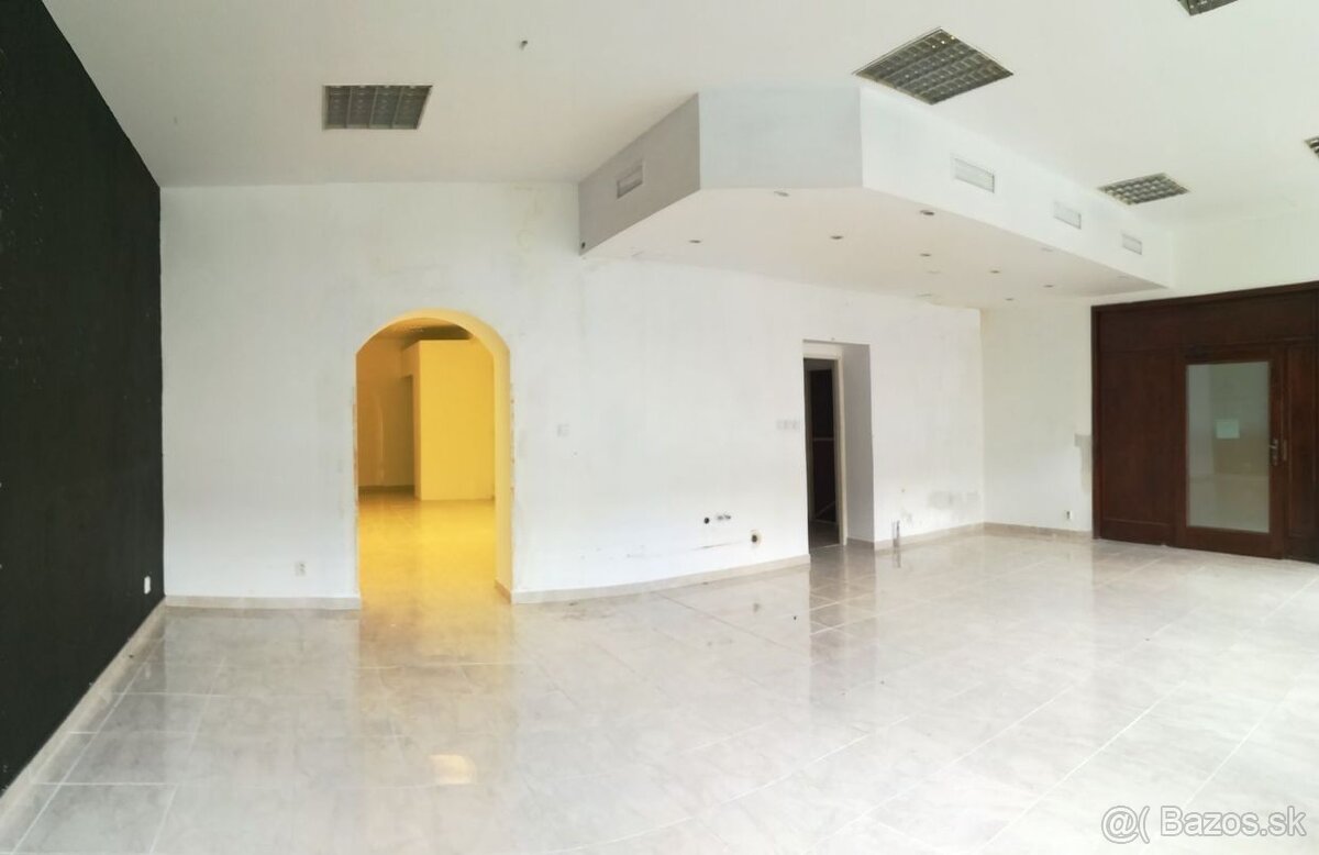 klimatizované obchodné priestory v centre Trenčína - 3