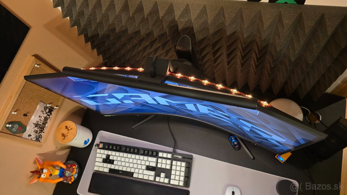 Predám monitor Samsung Odyssey G7 (2021) - 3