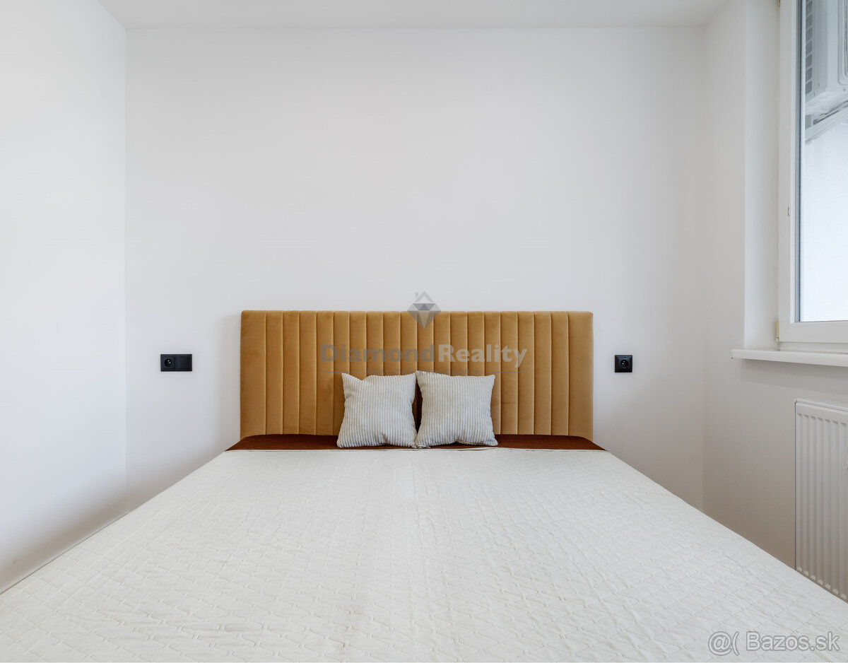 PREDANÝ Na predaj 1,5 izbový byt po rekonštrukcii, Palkovičo - 3