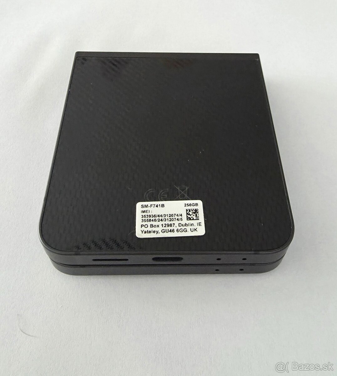 Samsung Galaxy Z Flip6 256 GB – Crafted Black – ako nový - 3