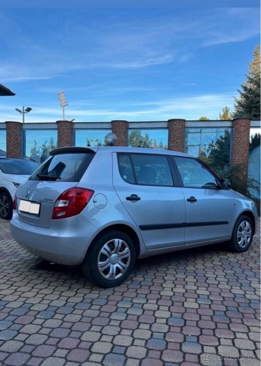 Škoda Fabia 1.2 156000€ r.v.2012 - 3