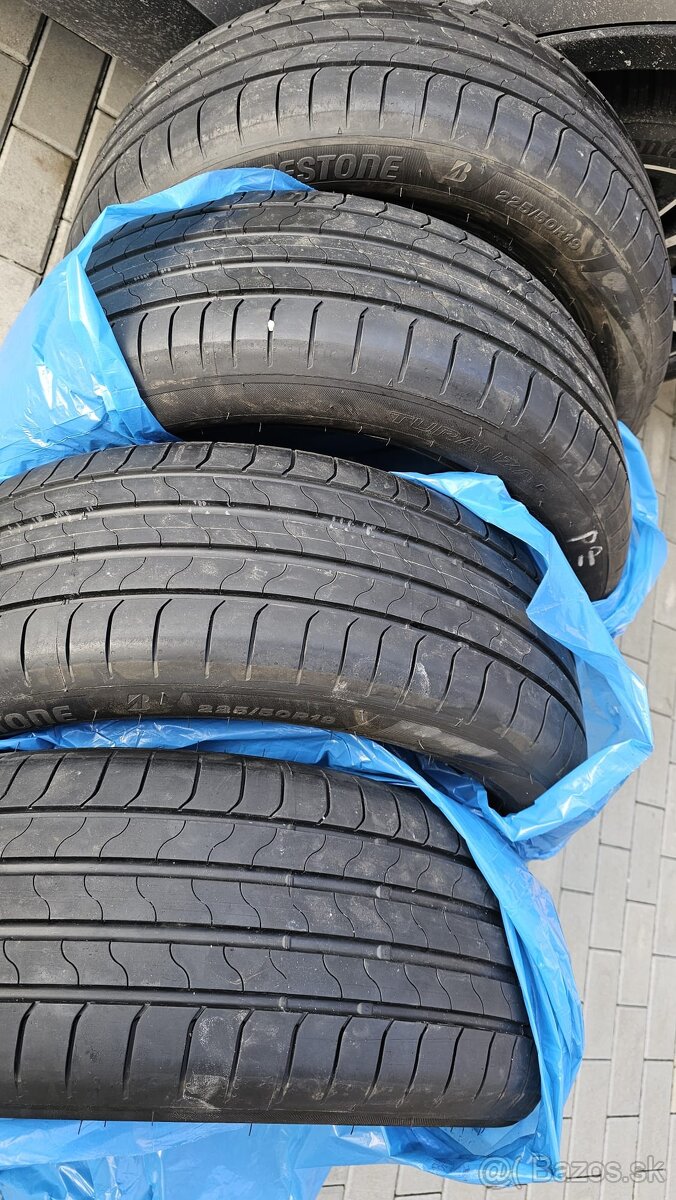 Bridgestone Turanza 6 225/50 R19 96V - 3