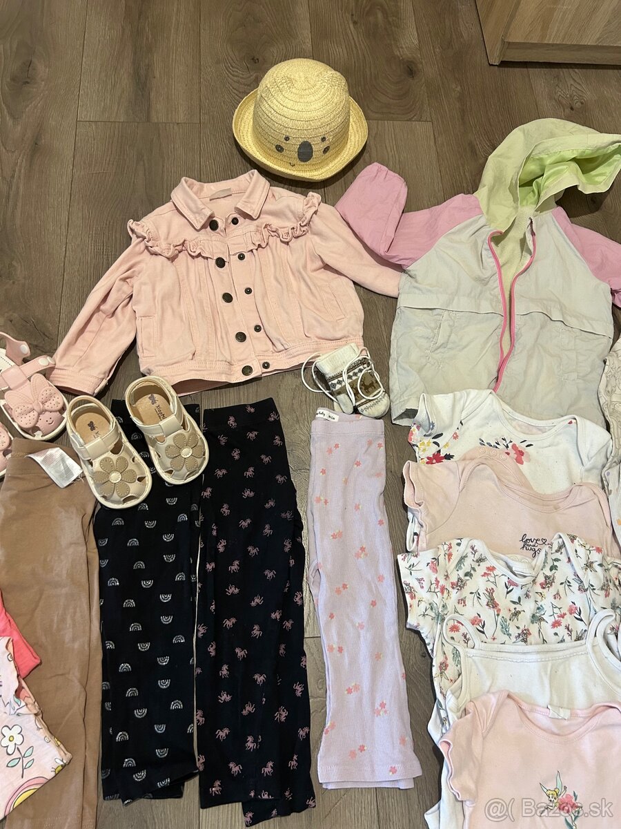 Balik oblečenija pre dievčatko 86 - 3