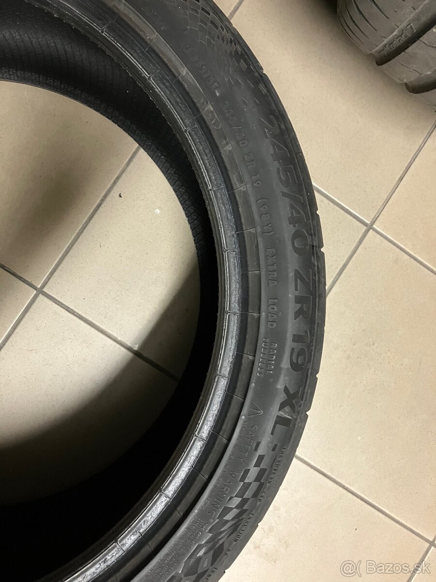 Letné 245/40 r19 Continental - 3