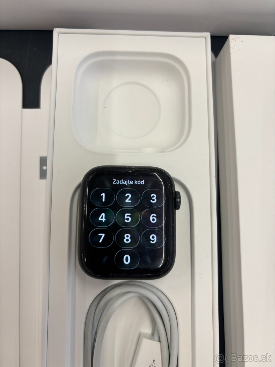 Apple Watch 6 44mm - 3