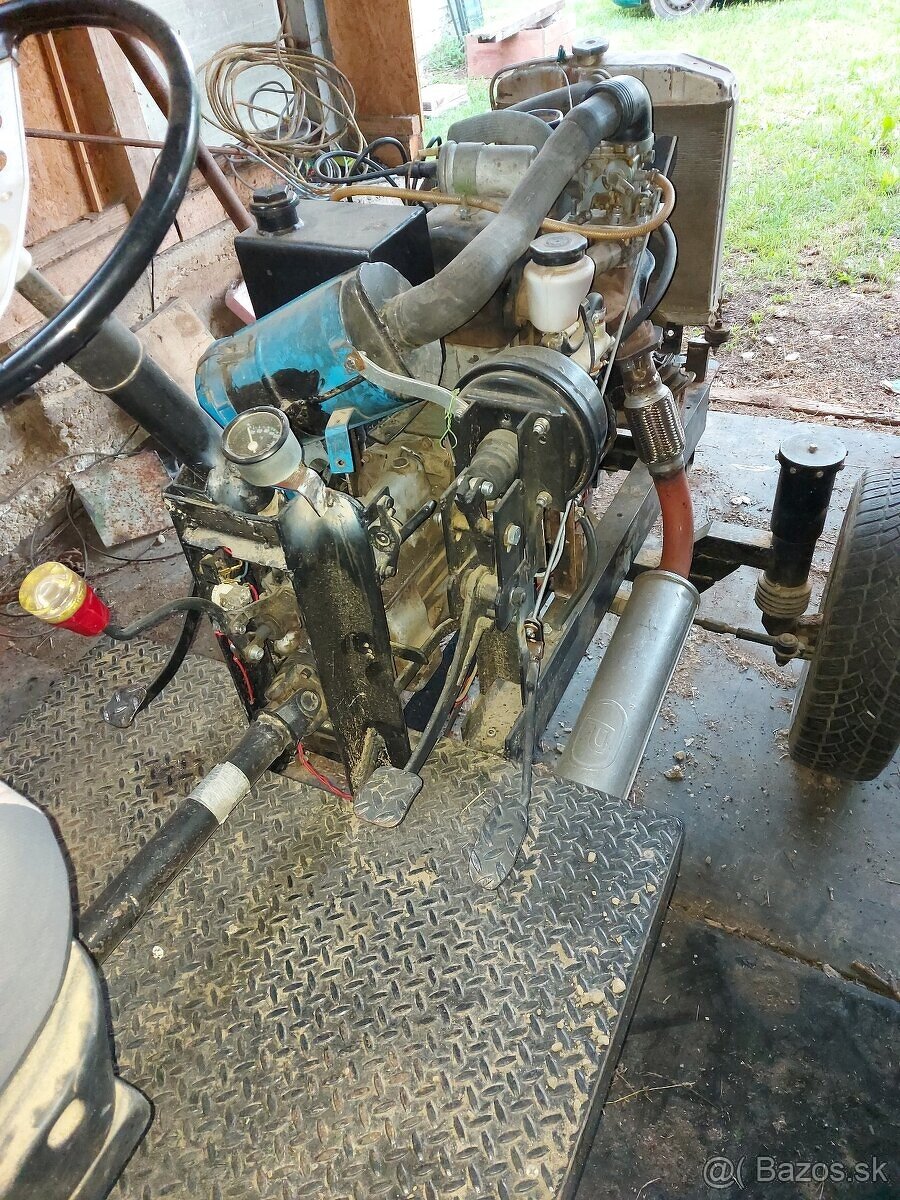 Malotraktor 1203 - 3