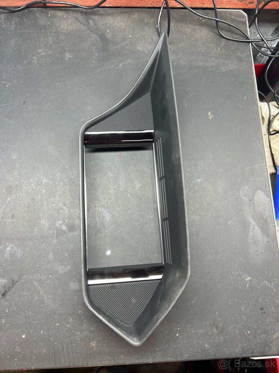 Mercedes display command ntg 4.0 - 3