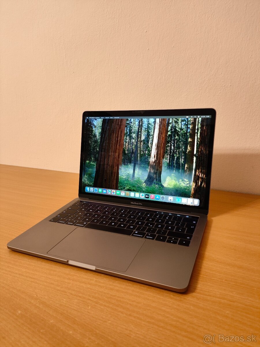 MacBook Pro 13.3 2020 | i5 • 8GB • 256GB SSD - 3