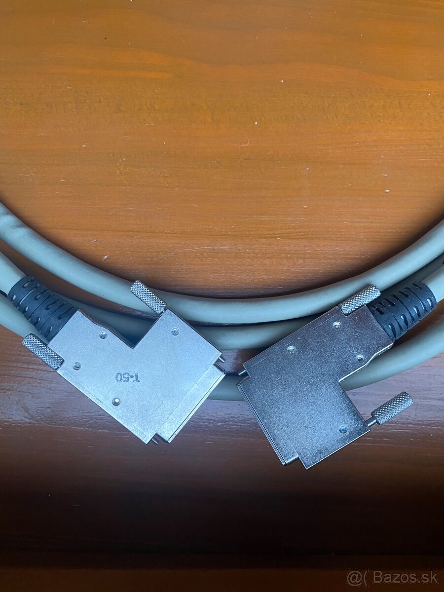 Predam SCSI kabel Compaq 313374-002 - 3