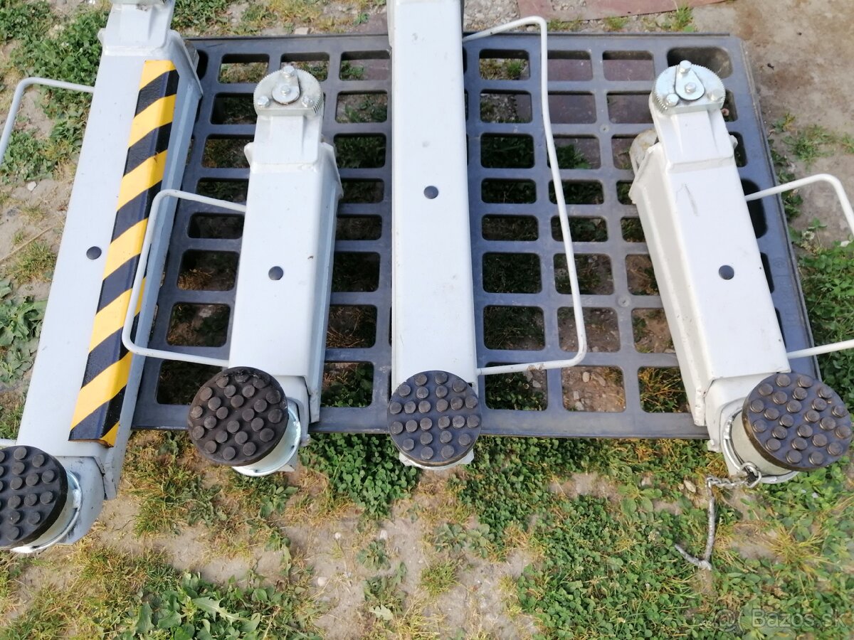 Zdvihák do 3700kg - 3