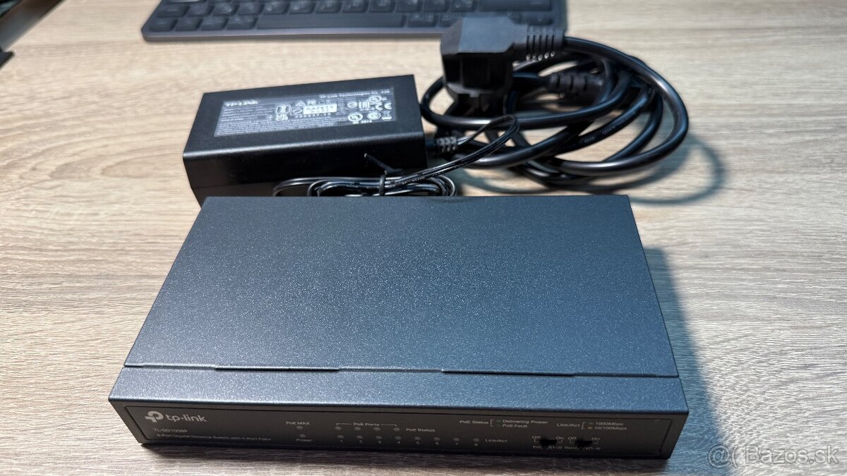 PoE switch TP-LINK TL-SG1008P - 3
