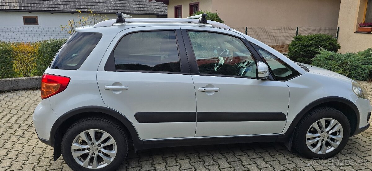 Predám originálny strešný nosič SUZUKI pre model SX4. - 3