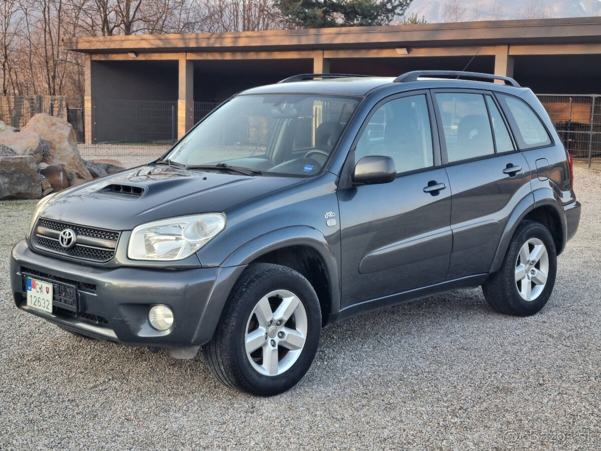 TOYOTA RAV4 4x4 - 3