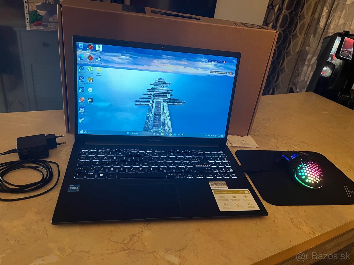 Asus Vivobook X1504V - 3
