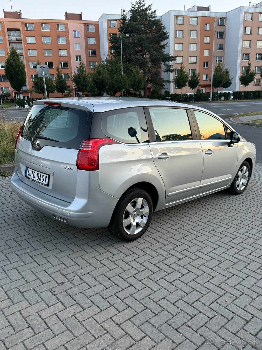 Peugeot 5008 1.6 HDI 80kw--2010--manual--147.000km - 3