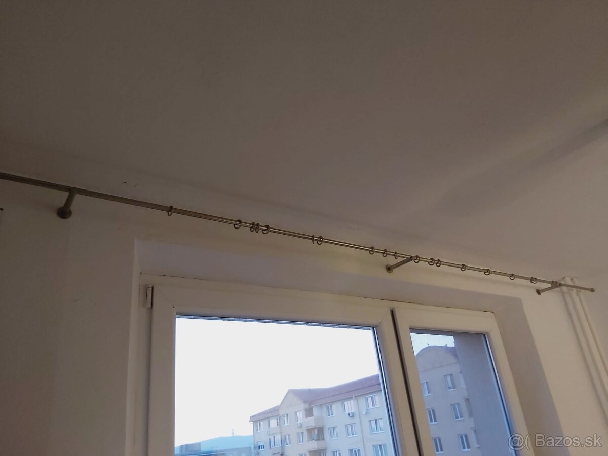 Predám peknú kovovú garnižu, lacno. - 3