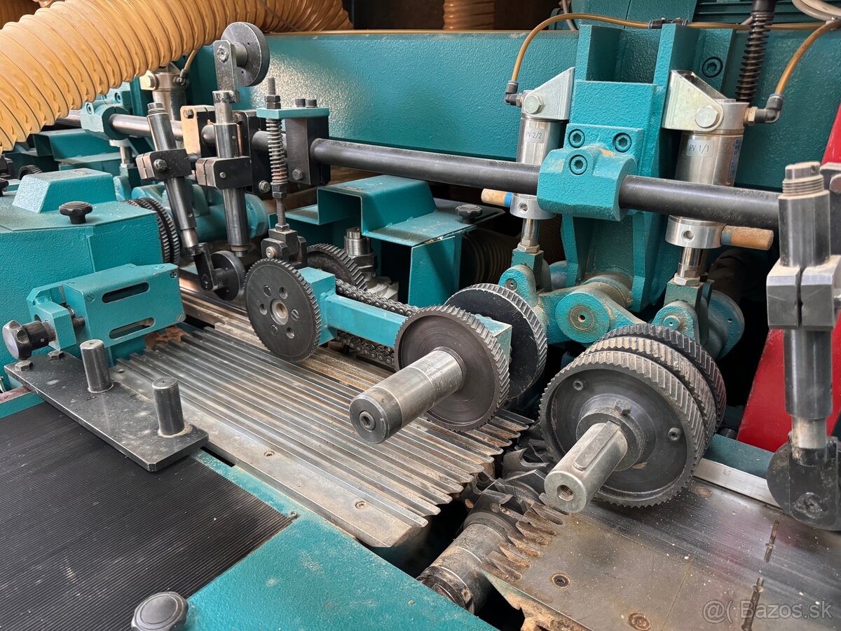 Čtyřstranná frézka TOS Svitavy P23 profil - 3