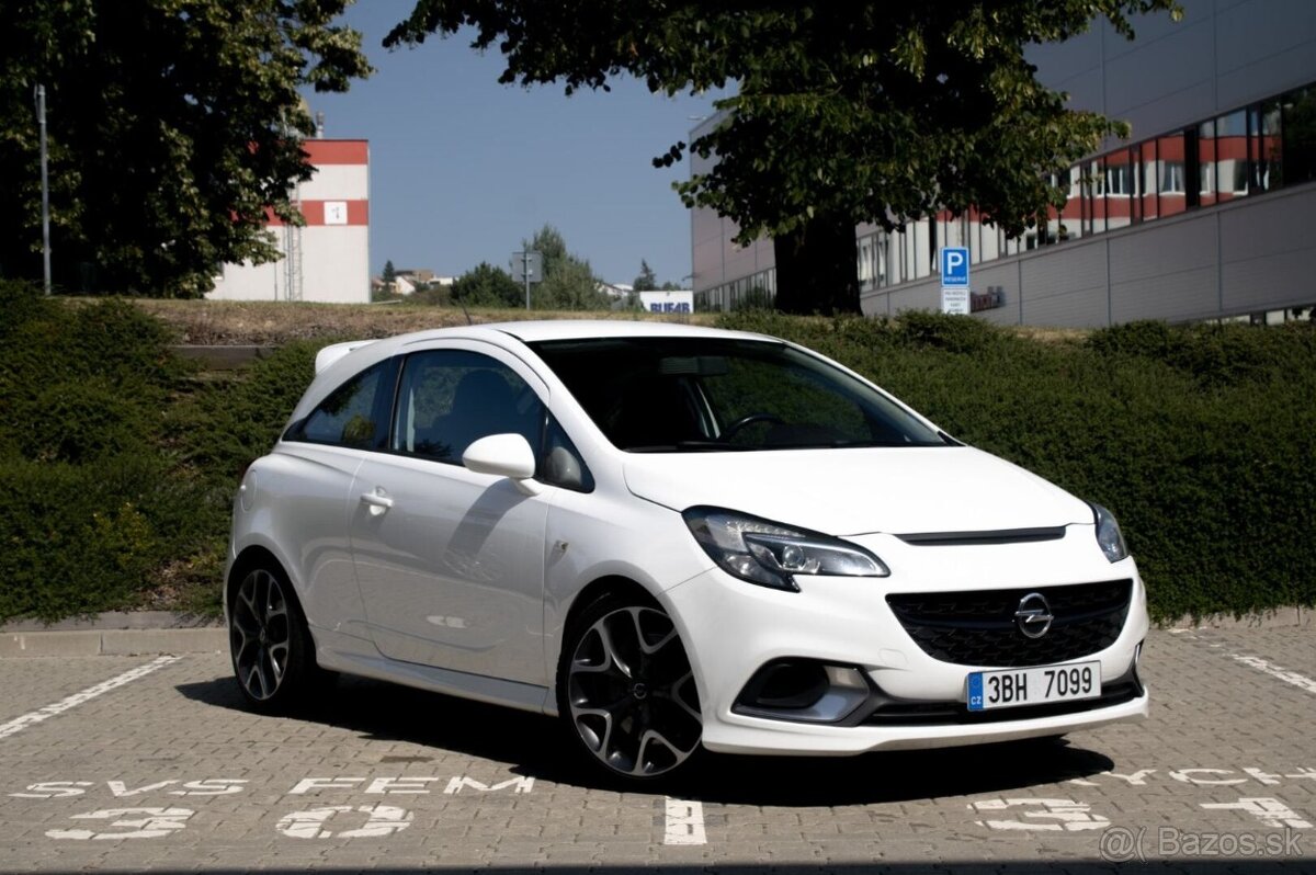 Opel Corsa OPC E Performance - 3