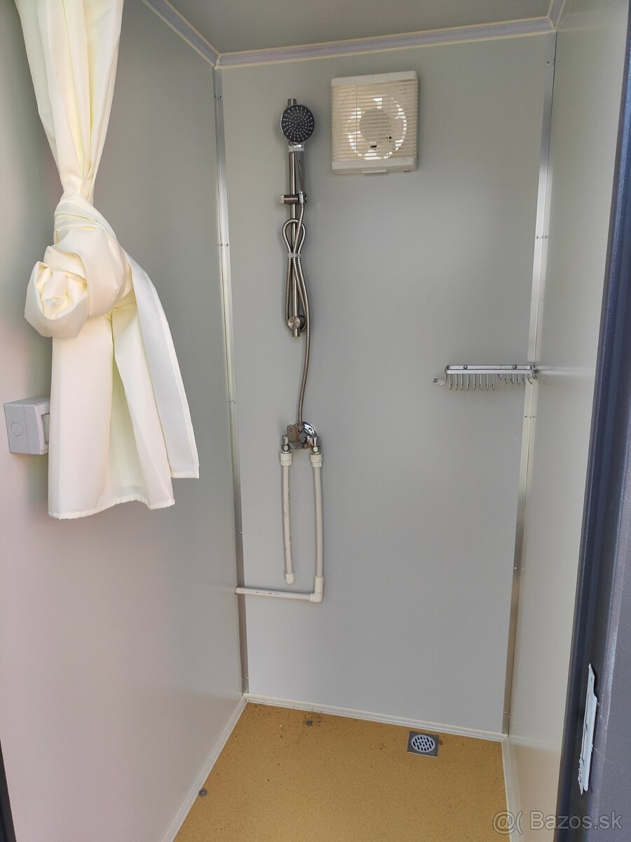 Sanitarny kontajner c. 410 - 3