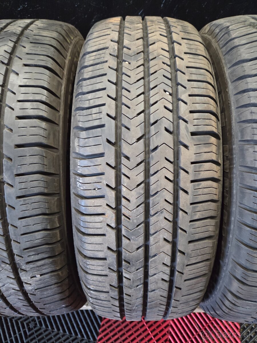 215/65 R16C Michelinletne pneumatiky - 3