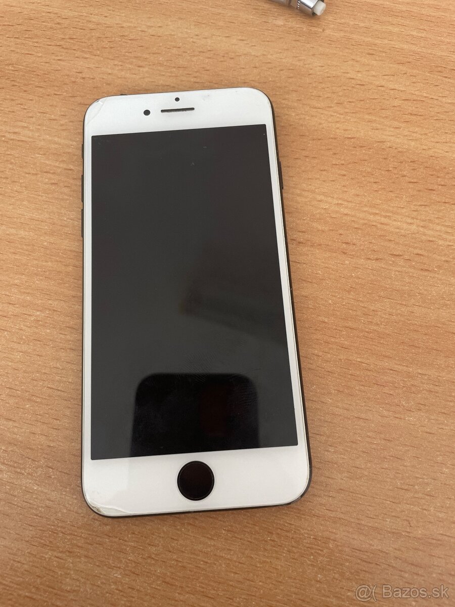iPhone 7 - 3
