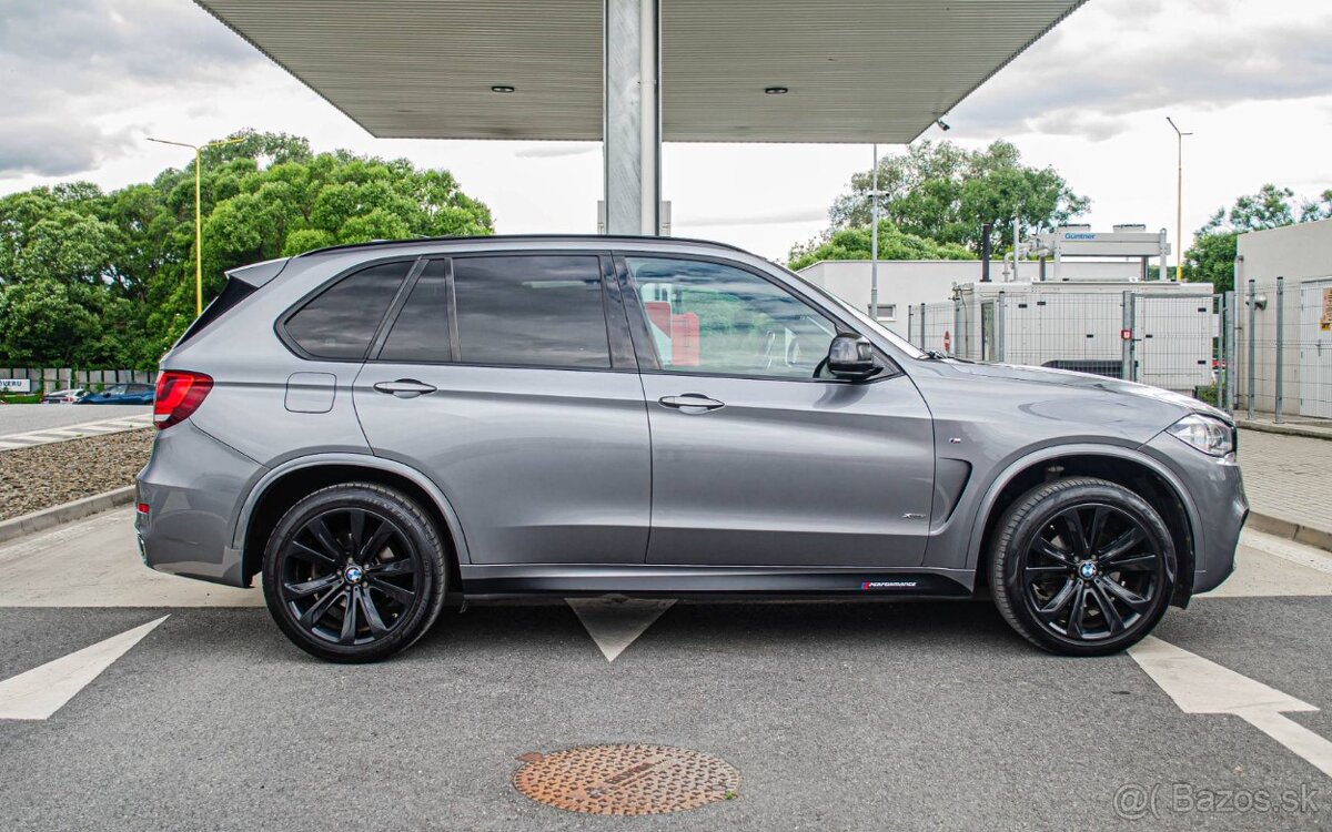 BMW X5 xDrive30d M-packet 190kw - 3