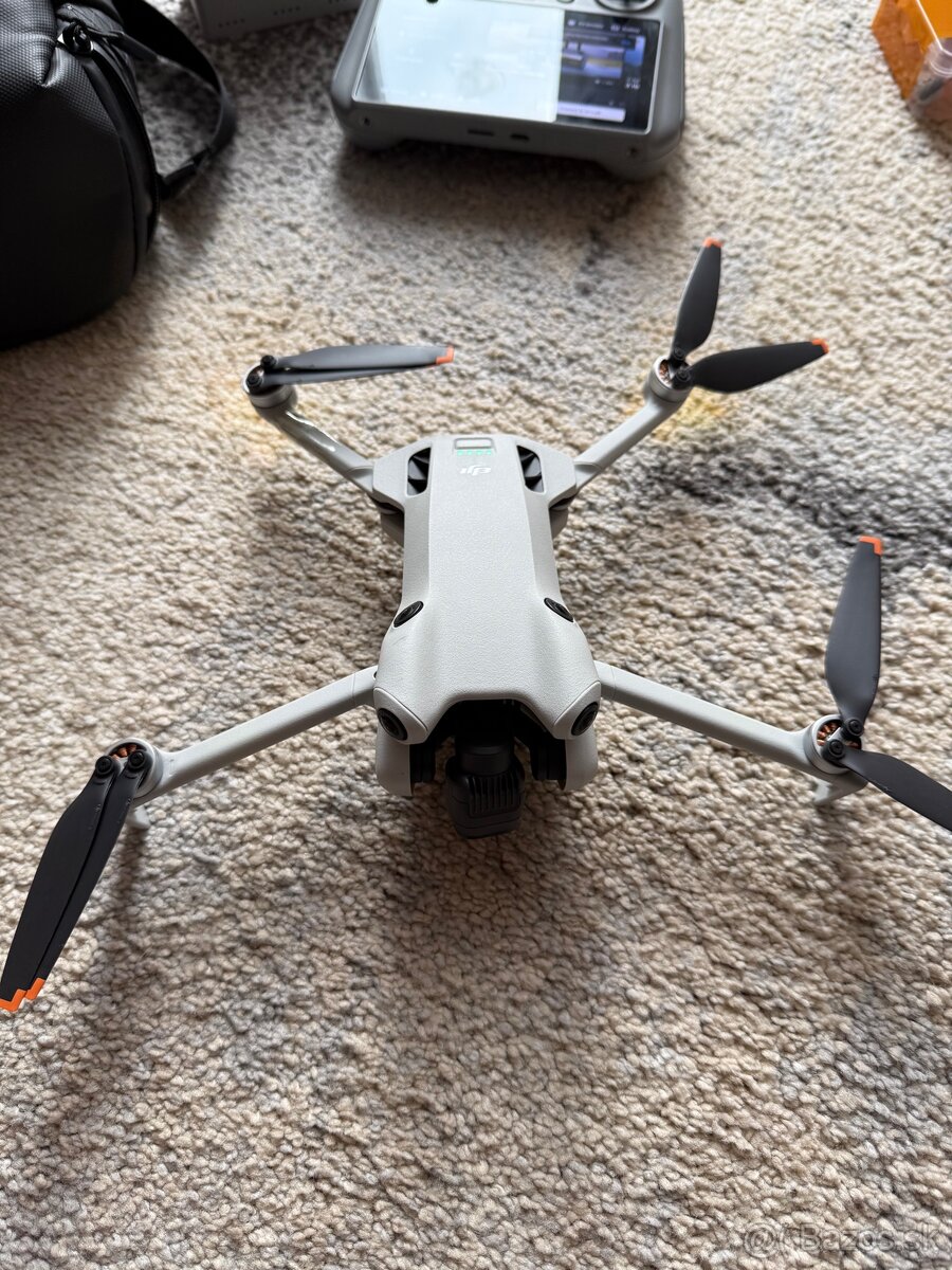 DJI Mini 4 Pro Fly More Combo + DJI RC 2 (V záruke do 2027) - 3