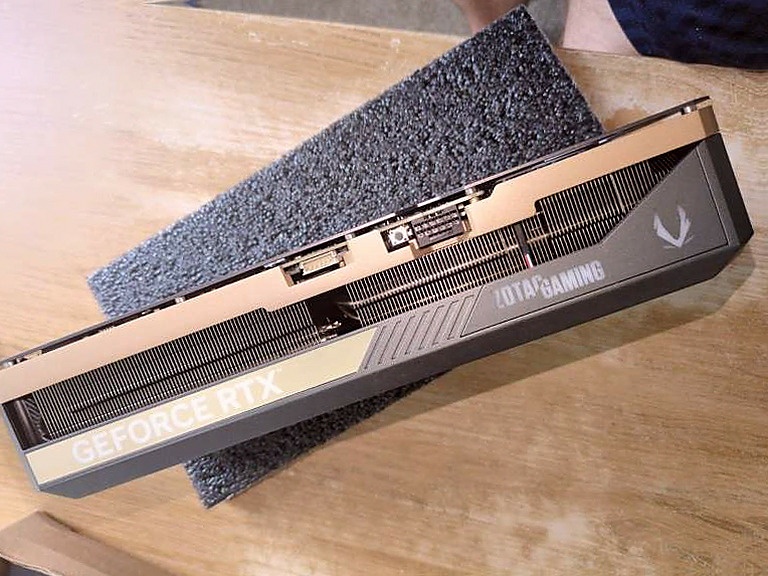 RTX 5090 FE - 3