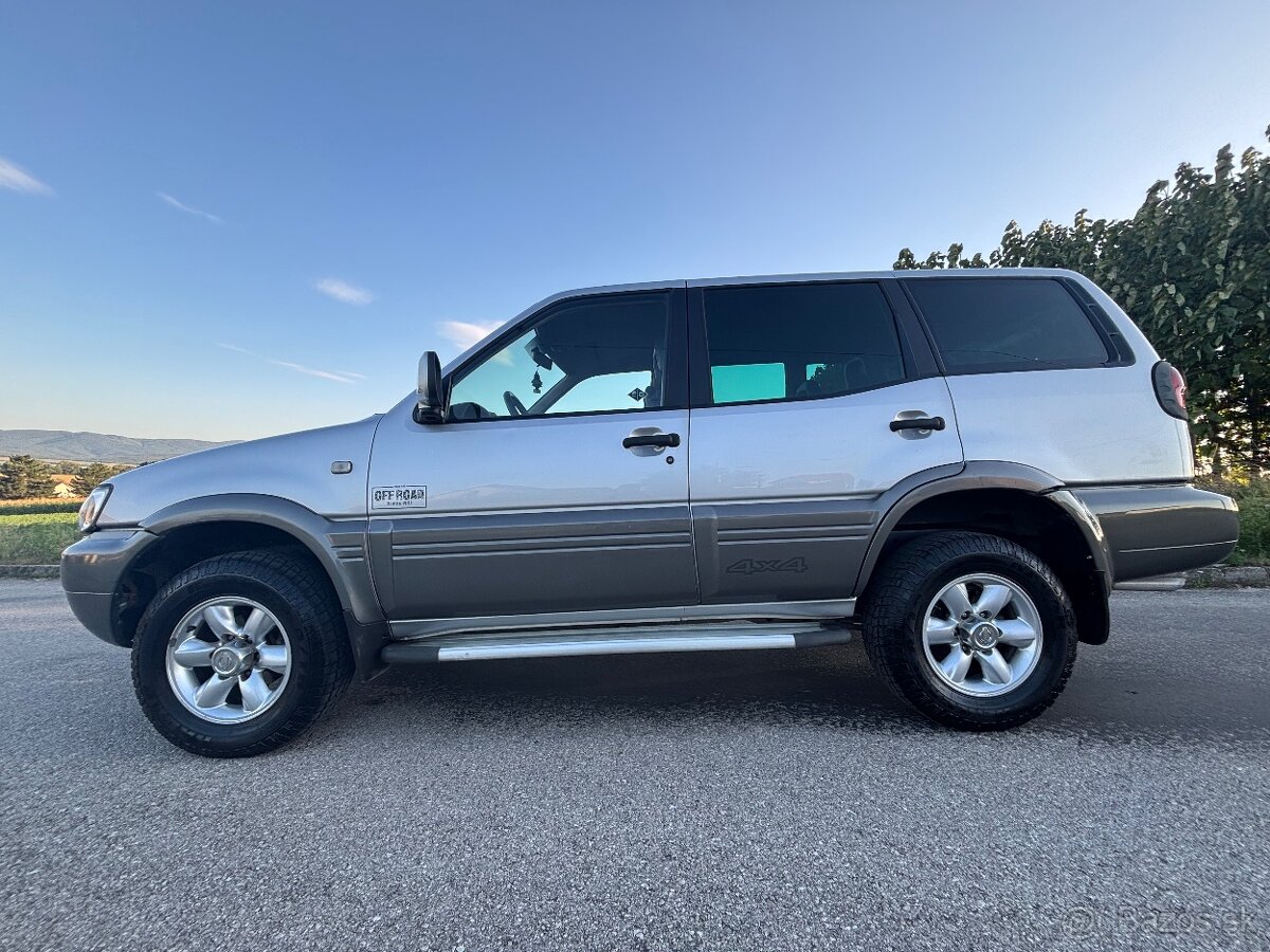 Nissan Terrano 2.7 TDi 4x4 Off Road edícia