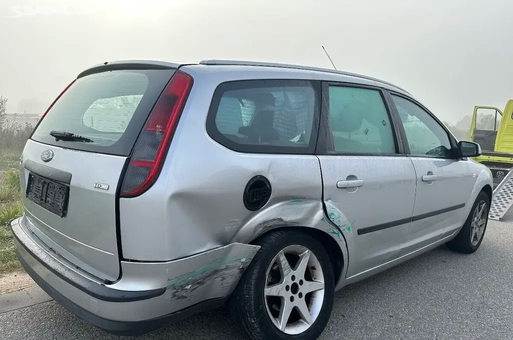 Ford Focus 1.6 TDCi 66kw combi - NÁHRADNÉ DIELY - 3