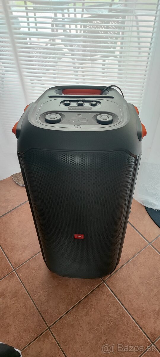 Prenájom JBL PÁRTY BOX 710 - 3